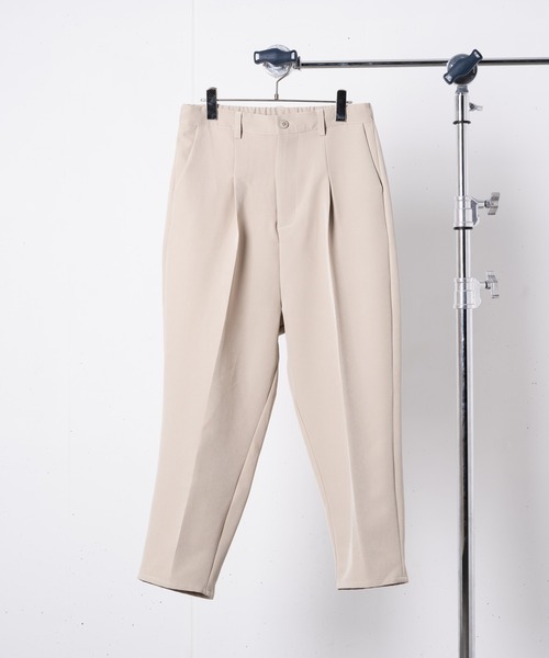 INTER FACTORY（インターファクトリー）の「ファッションインフルエンサー こーせ - ワンタックコクーンパンツ　made in INTER FACTORY（その他パンツ・メンズ・ベージュ/ブラック・MEDIUM/LARGE）」の12枚目の写真