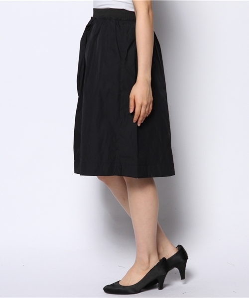 mystic（ミスティック）の「ハリ感スカート（スカート・レディース・ブラック/ベージュ/ブルー・ﾌﾘ-）」の4枚目の写真