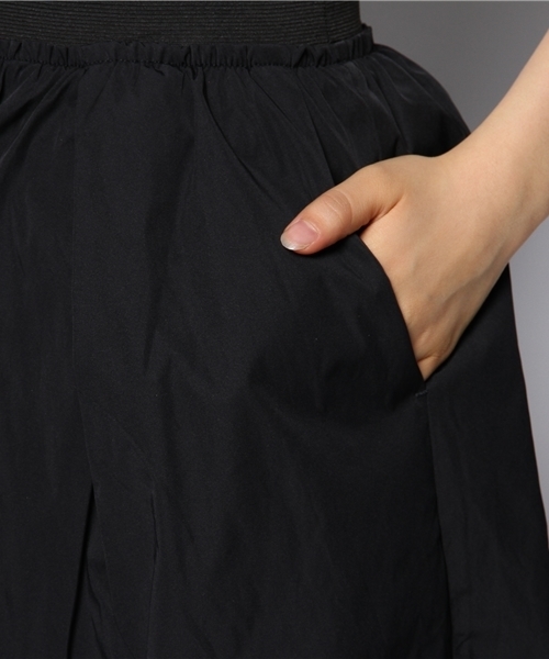 mystic（ミスティック）の「ハリ感スカート（スカート・レディース・ブラック/ベージュ/ブルー・ﾌﾘ-）」の8枚目の写真