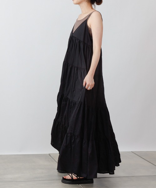 COLONY 2139（コロニートゥーワンスリーナイン）の「【WEB・一部店舗限定】コットンティアードキャミワンピース（ワンピース・レディース・ブラック・FREE）」の2枚目の写真
