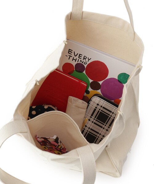 Ober Tashe（オーバータッシェ）の「ロゴスクエアキャンバストート（トートバッグ・レディース・ブラック/ブラック系8/ベージュ系8・FREE）」の12枚目の写真