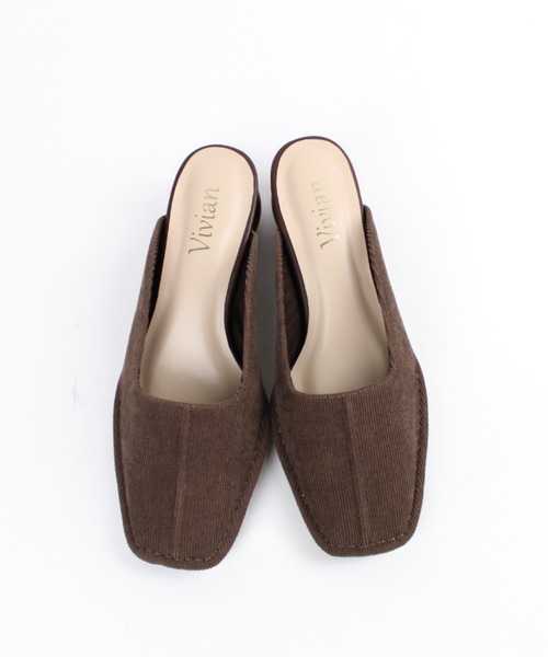 VIVIAN（ヴィヴィアン）の「スクエアトゥウッド柄ヒールミュールスリッパ（パンプス・レディース・ベージュ/ダークブラウン/ブラック/グレー・M/LL/S/L）」の5枚目の写真