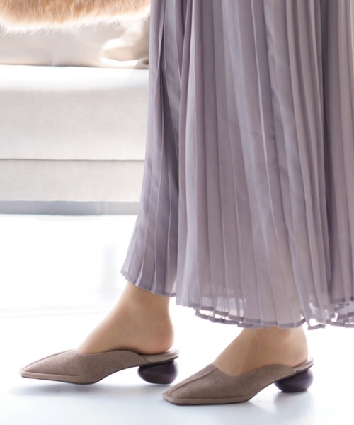 VIVIAN（ヴィヴィアン）の「スクエアトゥウッド柄ヒールミュールスリッパ（パンプス・レディース・ベージュ/ダークブラウン/ブラック/グレー・M/LL/S/L）」の20枚目の写真