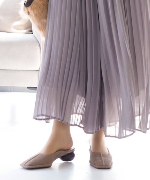 VIVIAN（ヴィヴィアン）の「スクエアトゥウッド柄ヒールミュールスリッパ（パンプス・レディース・ベージュ/ダークブラウン/ブラック/グレー・M/LL/S/L）」の21枚目の写真