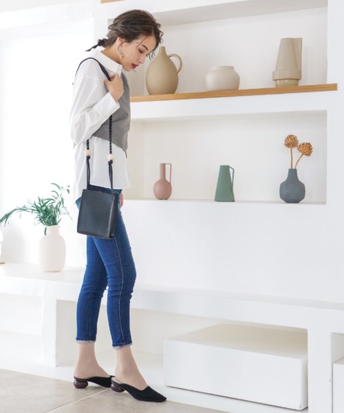 VIVIAN（ヴィヴィアン）の「スクエアトゥウッド柄ヒールミュールスリッパ（パンプス・レディース・ベージュ/ダークブラウン/ブラック/グレー・M/LL/S/L）」の17枚目の写真