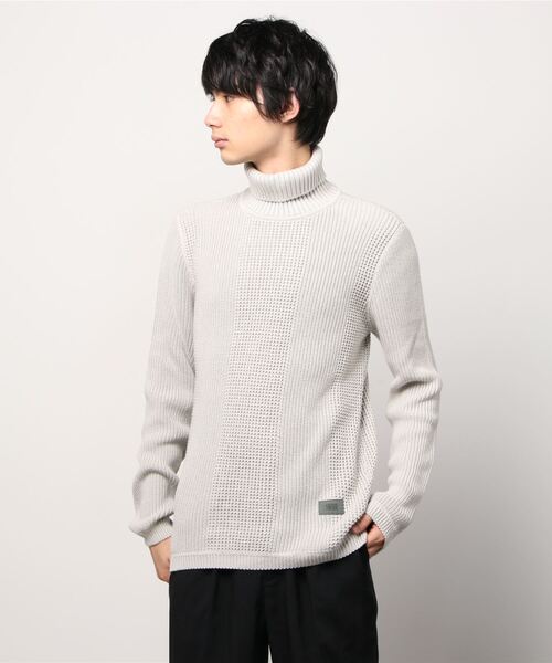 G-STAR（ジースター）の「STRUCTURED TURTLENECK KNITTED SWEATER/タートルネック（ニット/セーター・メンズ・ホワイト系その他・MEDIUM/LARGE/X-LARGE/X-SMALL/SMALL）」の5枚目の写真