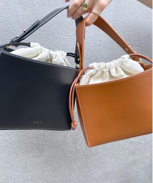 loti（ロティ）の「WEB限定 loti 巾着付スクエアボックス（ハンドバッグ・レディース・ブラック/ブラウン・ONE SIZE）」の13枚目の写真