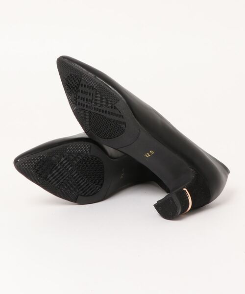 with collection（ウィズコレクション）の「【with collection】<2021AW>Vカットポインテッドトゥパンプス（パンプス・レディース・ブラック/イエロー/アイボリー・22.5cm/23.5cm/24.5cm/23.0cm/24.0cm）」の4枚目の写真