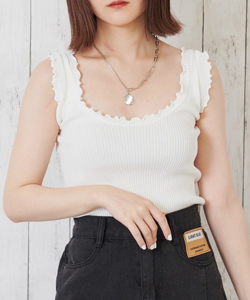 Anuenue（アヌエヌエ）の「ハイウエストパンツやデニムと相性抜群 レディース フリルリブタンクトップ（タンクトップ・レディース・ホワイト/ブラック/パープル/ピンク/グリーン/クリーム・FREE）」の2枚目の写真