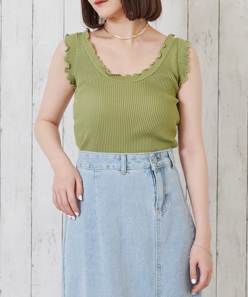 Anuenue（アヌエヌエ）の「ハイウエストパンツやデニムと相性抜群 レディース フリルリブタンクトップ（タンクトップ・レディース・ホワイト/ブラック/パープル/ピンク/グリーン/クリーム・FREE）」の5枚目の写真