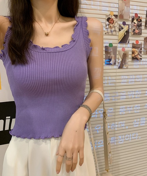 Anuenue（アヌエヌエ）の「ハイウエストパンツやデニムと相性抜群 レディース フリルリブタンクトップ（タンクトップ・レディース・ホワイト/ブラック/パープル/ピンク/グリーン/クリーム・FREE）」の17枚目の写真