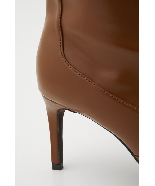 rienda(リエンダ)の「ポインテッドトゥースリムロングブーツ(ブーツ・レディース・ブラック/レッド/キャメル・SMALL/MEDIUM/LARGE)」の9枚目の写真