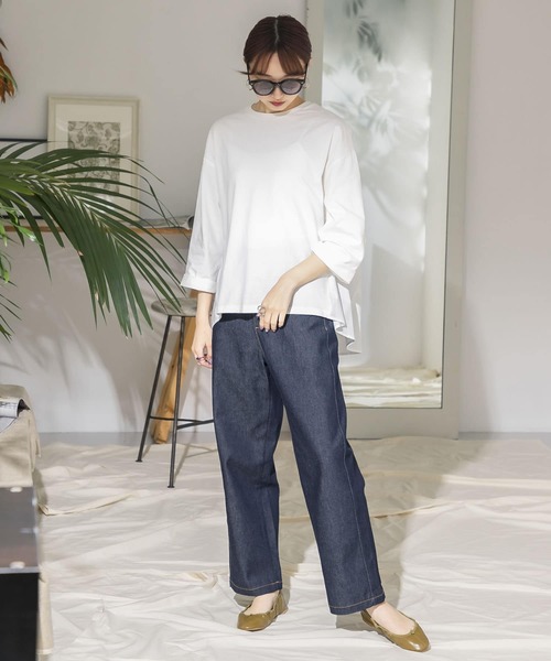 ITEMS URBANRESEARCH（アイテムズ アーバンリサーチ）の「バックギャザーロングTシャツ（Tシャツ/カットソー・レディース・チャコールグレー/オフホワイト/カーキ/グレー系その他・FREE）」の5枚目の写真