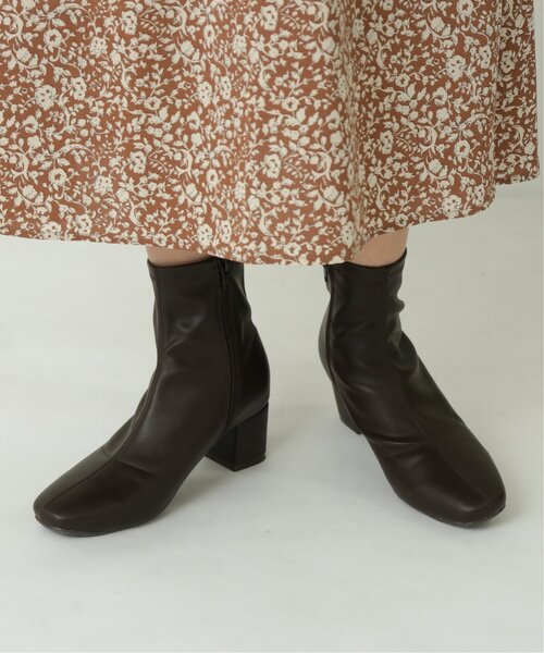frames RAY CASSIN（フレームスレイカズン）の「ストレッチ太ヒールブーツ（ブーツ・レディース・ブラック/ダークブラウン/キナリ・SMALL/LARGE/X-LARGE/MEDIUM）」の5枚目の写真