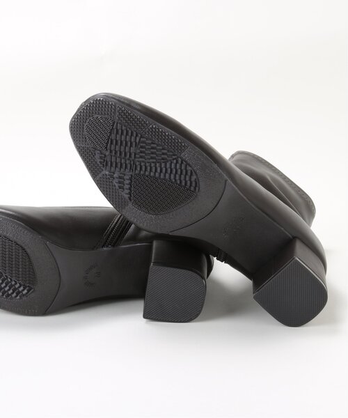 frames RAY CASSIN（フレームスレイカズン）の「ストレッチ太ヒールブーツ（ブーツ・レディース・ブラック/ダークブラウン/キナリ・SMALL/LARGE/X-LARGE/MEDIUM）」の13枚目の写真