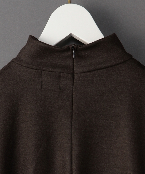 BEAUTY&YOUTH UNITED ARROWS(ビューティーアンドユースユナイテッドアローズ)の「<6(ROKU)>HI NECK GATHER LONG SLEEVE/カットソー◆(Tシャツ/カットソー・レディース・ライトグレー/ワインレッド/オリーブ・フリー)」の8枚目の写真