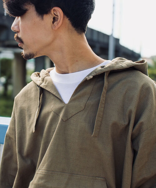 GLOSTER(グロスター)の「【GLOSTER/グロスター】メキシカンパーカー(パーカー・メンズ・オフホワイト/カーキ/オレンジ・MEDIUM/LARGE)」の3枚目の写真