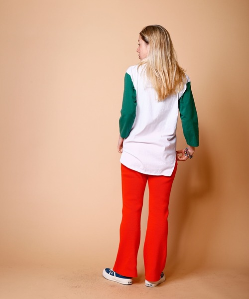 WALLA WALLA SPORT(ワラワラスポーツ)の「2-TONE FOOTBALL TEE/ 2トーン フットボール T(Tシャツ/カットソー・レディース・ネイビー/レッド系その他/イエロー系その他/ブラック系その他/グリーン系その他・MEDIUM)」の8枚目の写真