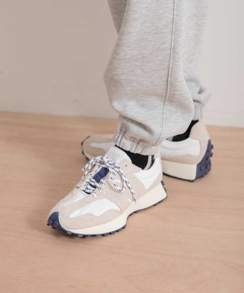 NEW BALANCE（ニューバランス）の「NEW BALANCE　MS327（スニーカー・メンズ・ホワイト・26/27/28/29/28.5/25.5/26.5/27.5/25）」の6枚目の写真