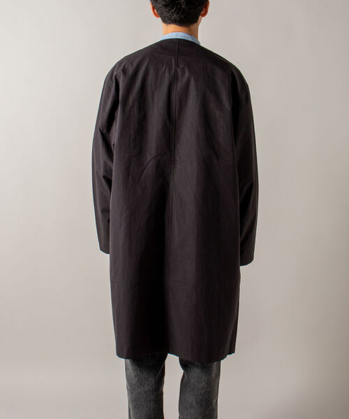 GLOSTER（グロスター）の「【GLOSTER/グロスター】ノーカラーベルテッドガウン ガウンコート（ノーカラーコート・メンズ・ブラック/オリーブ・MEDIUM/LARGE）」の20枚目の写真