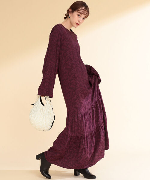 Ray BEAMS(レイビームス)の「Ray BEMS / ジャカード ティアード マキシ ワンピース(ワンピース・レディース・ホワイト系その他6/ワイン・ONE SIZE)」の15枚目の写真