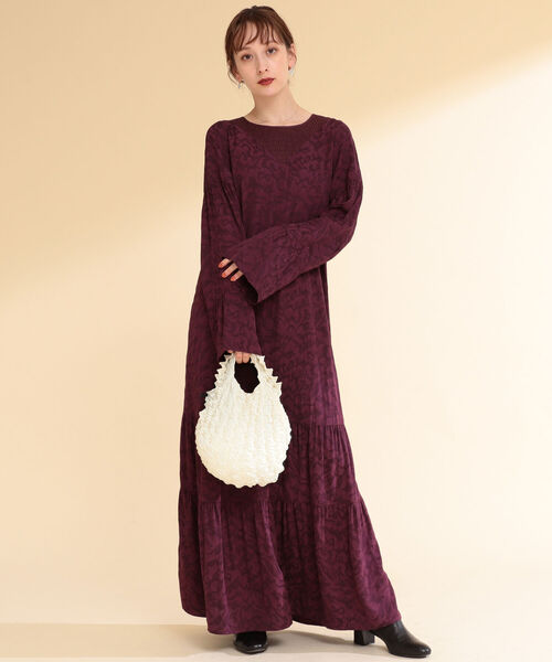 Ray BEAMS(レイビームス)の「Ray BEMS / ジャカード ティアード マキシ ワンピース(ワンピース・レディース・ホワイト系その他6/ワイン・ONE SIZE)」の16枚目の写真