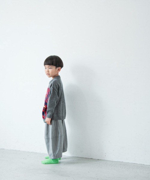 LOWRYS FARM（ローリーズファーム）の「ヘリンボーンバルーンパンツ　217998（カーゴパンツ・キッズ・ブラウン/グレー・110cm/120cm/130cm）」の5枚目の写真
