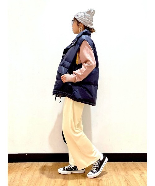 Champion(チャンピオン)の「【Champion】無地クルーネックトレーナー(スウェット・メンズ・ベージュ/チェリーピンク/ホワイト/グレー/ブラック/ロイヤルブルー/ライトパープル/ピンク/オフホワイト/ライム・S/M/L/XL)」の22枚目の写真