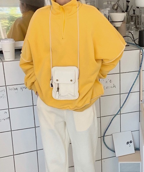 Chaco closet（チャコ クローゼット）の「ハイネックリンキングスウェット（スウェット・レディース・ピンク/グリーン/ベージュ/チャコール/イエロー/ブラック/ブルー・FREE）」の19枚目の写真