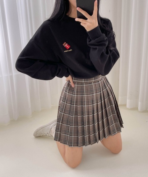 SONA(ソナ)の「3rd Spring×SONYUNARAコラボ おやつ刺繍トレーナー(スウェット・レディース・ブラック/ベージュ/ブルー/グリーン/アイボリー・FREE)」の8枚目の写真