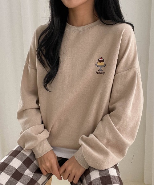 SONA(ソナ)の「3rd Spring×SONYUNARAコラボ おやつ刺繍トレーナー(スウェット・レディース・ブラック/ベージュ/ブルー/グリーン/アイボリー・FREE)」の22枚目の写真