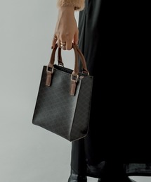mystic | モノグラムスクエアBAG(ショルダーバッグ)