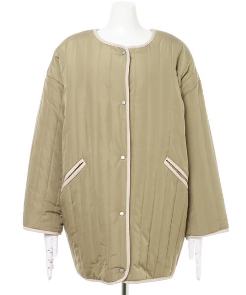 MLI'A（エムリア）の「ボアリバーシブルキルティングアウター／コート（ブルゾン・レディース・カーキ/アイボリー/ベージュ/ブラック・M）」の10枚目の写真