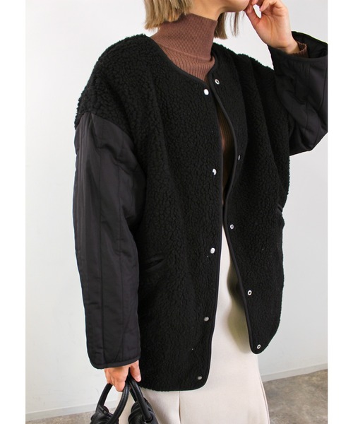 MLI'A（エムリア）の「ボアリバーシブルキルティングアウター／コート（ブルゾン・レディース・カーキ/アイボリー/ベージュ/ブラック・M）」の2枚目の写真