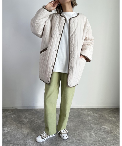 MLI'A（エムリア）の「ボアリバーシブルキルティングアウター／コート（ブルゾン・レディース・カーキ/アイボリー/ベージュ/ブラック・M）」の13枚目の写真