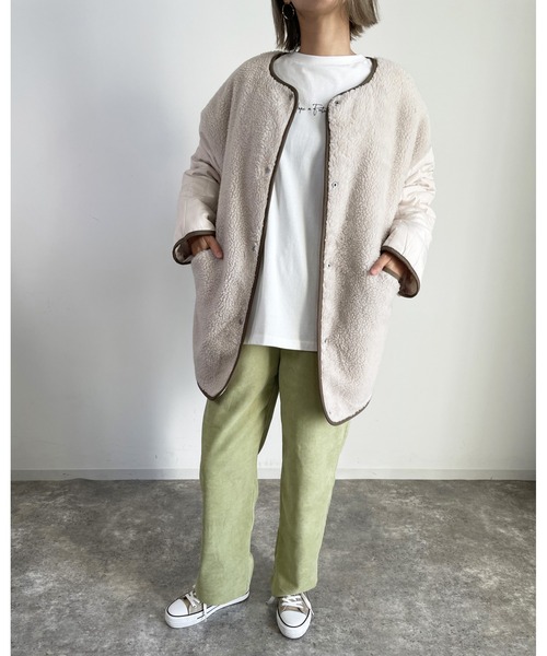 MLI'A（エムリア）の「ボアリバーシブルキルティングアウター／コート（ブルゾン・レディース・カーキ/アイボリー/ベージュ/ブラック・M）」の14枚目の写真