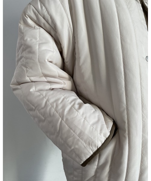 MLI'A（エムリア）の「ボアリバーシブルキルティングアウター／コート（ブルゾン・レディース・カーキ/アイボリー/ベージュ/ブラック・M）」の18枚目の写真