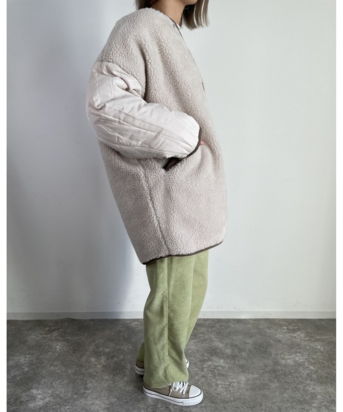 MLI'A（エムリア）の「ボアリバーシブルキルティングアウター／コート（ブルゾン・レディース・カーキ/アイボリー/ベージュ/ブラック・M）」の20枚目の写真