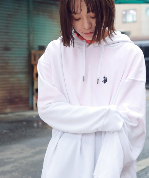 U.S. POLO ASSN.(ユーエスポロアッスン)の「U.S. POLO ASSN. / ユーエスポロアッスン 別注 コラボ ビッグシルエット プルオーバー バギーパーカー(パーカー・メンズ・ホワイト/ブラック/ネイビー/ミックスグレー/グレイッシュベージュ・MEDIUM/LARGE)」の1枚目の写真