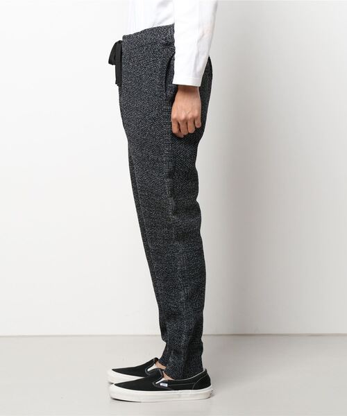 291295=HOMME(ニーキューイチニーキューゴーオム)の「【291295=HOMME】 ポリエステルニット ジョガーパンツ(その他パンツ・メンズ・ブラック系1/グレー系1・2/4/3)」の3枚目の写真