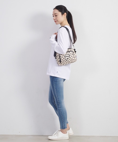 FILA(フィラ)の「【FILA/フィラ】モノグラム柄 ワッペンロゴ ナイロン 横型 ショルダーバッグ(ショルダーバッグ・レディース・ベージュ/オフホワイト/ブラック/ネイビー・FREE)」の10枚目の写真