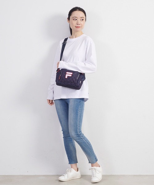 FILA(フィラ)の「【FILA/フィラ】モノグラム柄 ワッペンロゴ ナイロン 横型 ショルダーバッグ(ショルダーバッグ・レディース・ベージュ/オフホワイト/ブラック/ネイビー・FREE)」の19枚目の写真