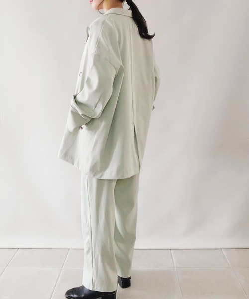 ECRIRE（エクリール）の「【陽コラボ】オーバーサイズダブルテーラードJK　セットアップ対応（テーラードジャケット・レディース・ブラック/ベージュ/グリーン・M/L）」の10枚目の写真