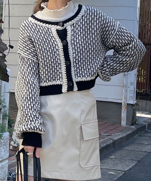 w closet（ダブルクローゼット）の「3Gツイード風ニットショートカーディガン（ニット/セーター・レディース・ライム/ブラック・FREE）」の19枚目の写真