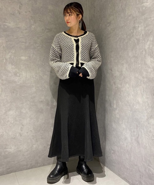 w closet（ダブルクローゼット）の「3Gツイード風ニットショートカーディガン（ニット/セーター・レディース・ライム/ブラック・FREE）」の4枚目の写真