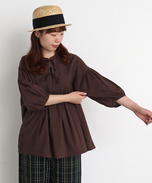 chambre de charme（シャンブルドゥシャーム）の「cdc 80ローンサンドウォッシュ ピンタックブラウス（シャツ/ブラウス・レディース・オフホワイト/ブラウン/パープル・FREE）」の3枚目の写真