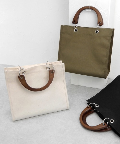 minia(ミニア)の「ウッドハンドルキャンバストート ◇(トートバッグ・レディース・ブラック/アイボリー/カーキ・FREE)」の13枚目の写真