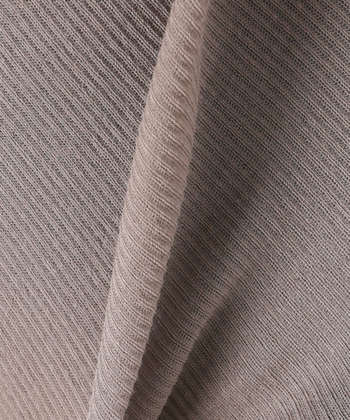 IENA LA BOUCLE(イエナラブークル)の「IENA LA BOUCLE スーピマ強撚テレコロングタンクトップ◆(タンクトップ・レディース・チャコールグレー/イエロー/アイボリー・FREE)」の13枚目の写真