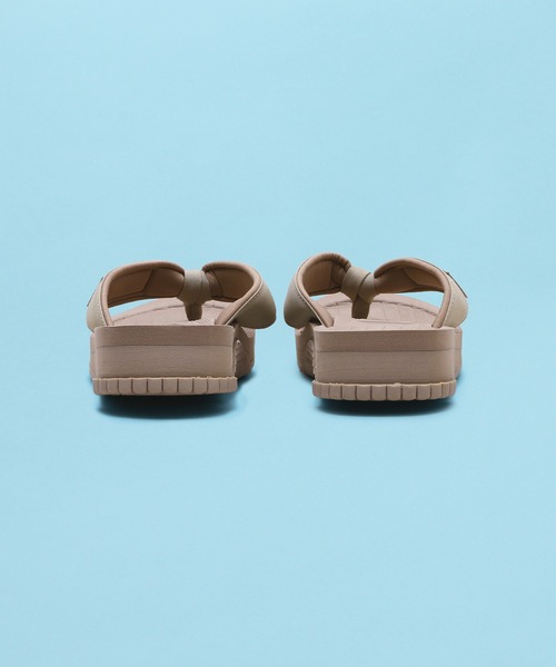 SHAKA(シャカ)の「SHAKA LAWN SLIDE 433197(サンダル・レディース・ブラック/ベージュ・24㎝/23㎝)」の3枚目の写真