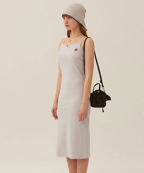 KIRSH（キルシー）の「KIRSH SMALL CHERRY SLEEVELESS DRESS LS スモールチェリースリーブレスドレス（ワンピース・レディース・ブラック/アイボリー・ONE SIZE）」の4枚目の写真
